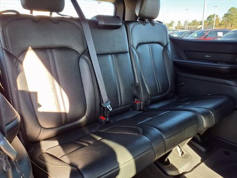 Used 2024 Jeep Wagoneer Series II image 20