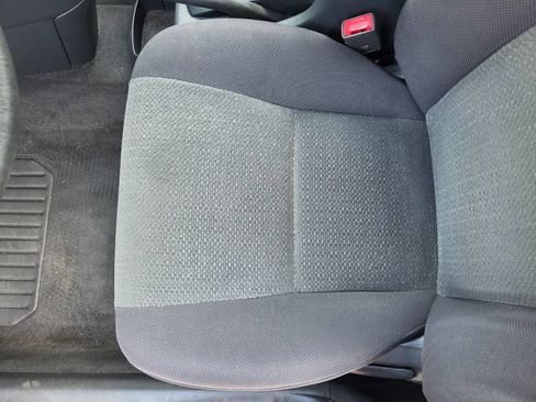Used 2003 Toyota Matrix w/ PWR Pkg FWD image 17