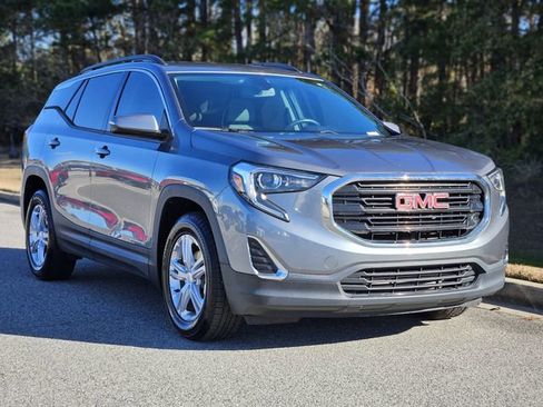 Used 2019 GMC Terrain SLE w/ Driver Convenience Package image 1
