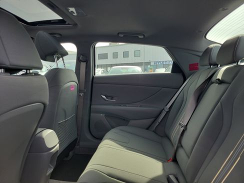 New 2026 Hyundai Elantra SEL Sport Premium FWD image 15