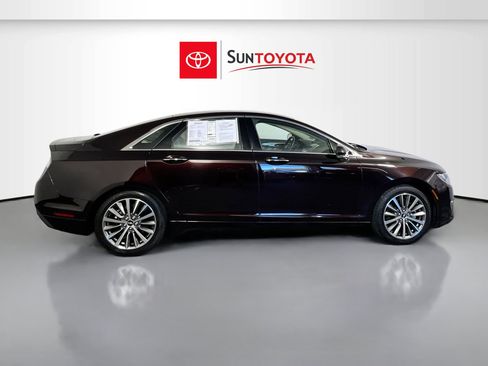 Used 2020 Lincoln MKZ Standard image 2