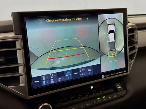 Used 2024 Toyota Tundra Limited image 14