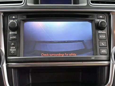 Used 2013 Toyota Highlander Limited FWD image 22