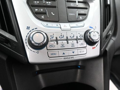 Used 2015 Chevrolet Equinox LT image 37