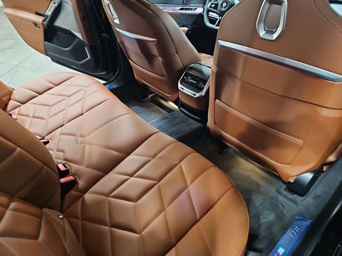 New 2026 BMW 740i xDrive w/ Executive Package image 11