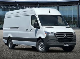 New 2025 Mercedes-Benz Sprinter 2500 video 2