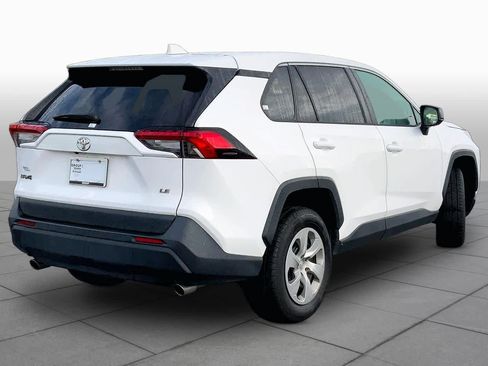 Used 2023 Toyota RAV4 LE FWD image 13