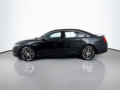 Used 2013 Ford Taurus SHO image 4