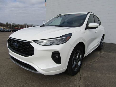 Used 2023 Ford Escape ST-Line Select w/ Tech Pack #2 AWD/4WD image 42