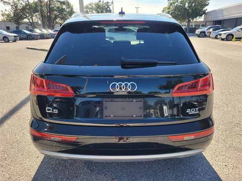 Used 2018 Audi Q5 2.0T Premium Plus w/ Premium Plus Package image 12