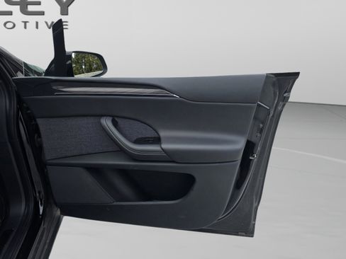 Used 2023 Tesla Model X image 31