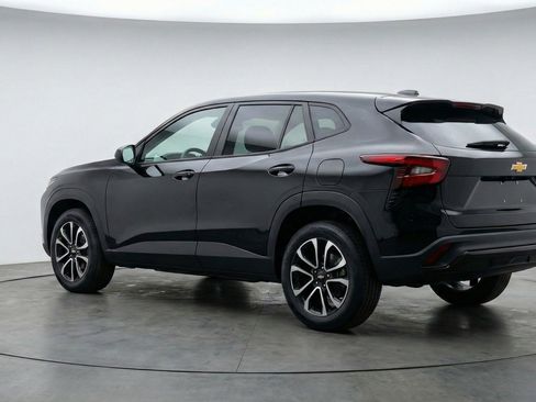 Used 2025 Chevrolet TrailBlazer LT image 6