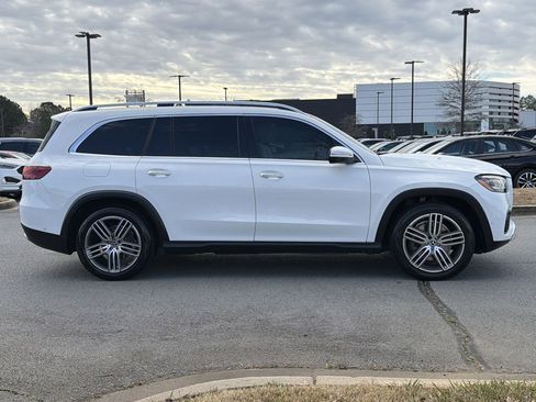 Used 2025 Mercedes-Benz GLS 450 4MATIC image 6