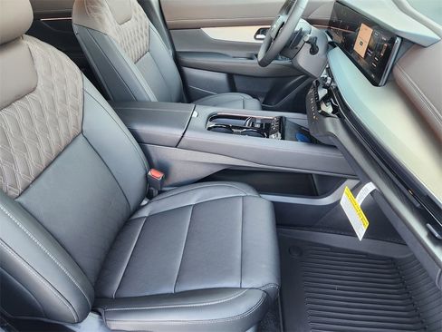 New 2026 Nissan Murano Platinum image 10