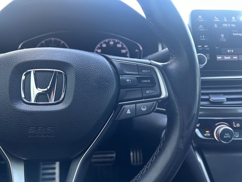 Used 2022 Honda Accord Sport image 19