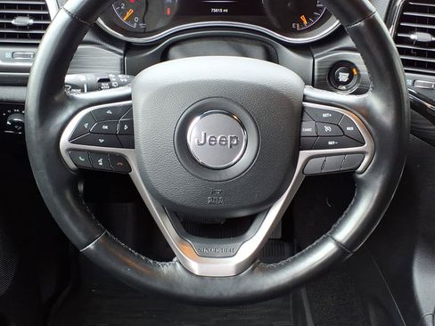 Used 2021 Jeep Grand Cherokee Laredo X AWD/4WD image 13