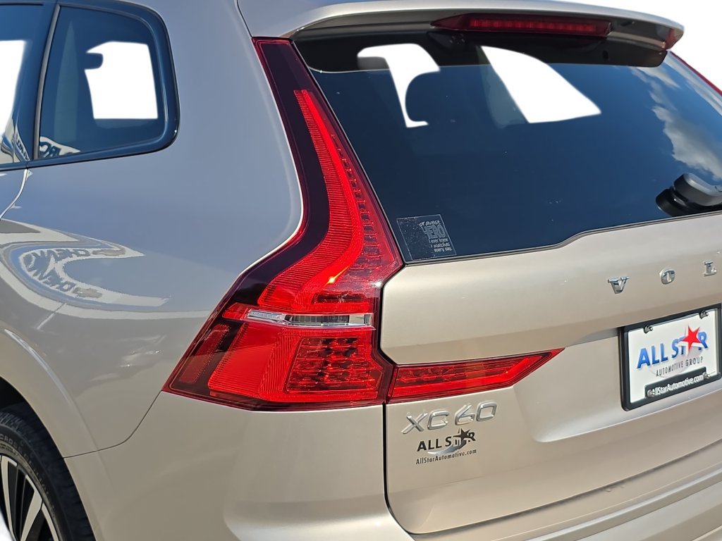 Used 2025 Volvo XC60 B5 Plus w/ Protection Package AWD/4WD image 35