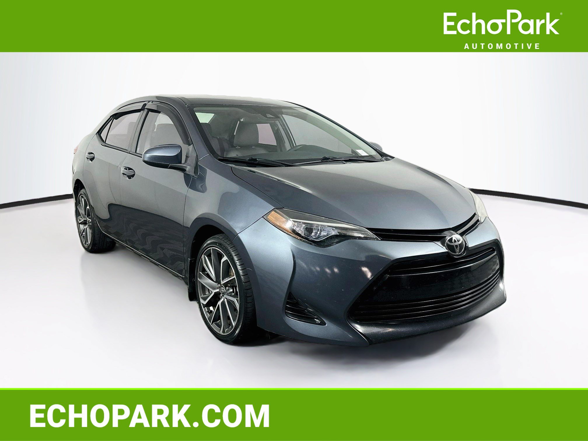 Used 2017 Toyota Corolla LE FWD image 1