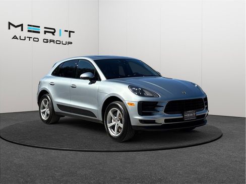 Used 2020 Porsche Macan AWD/4WD image 1