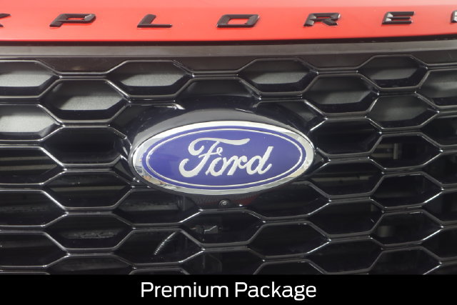 Certified 2025 Ford Explorer ST-Line w/ Premium Package AWD/4WD image 22