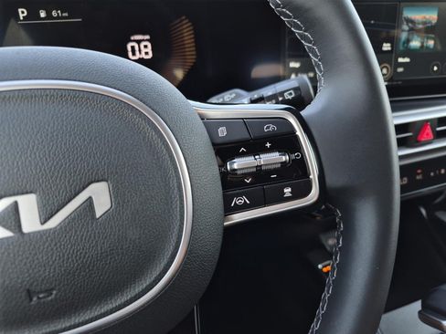 Used 2025 Kia Sorento EX w/ Panoramic Sunroof Package FWD image 22