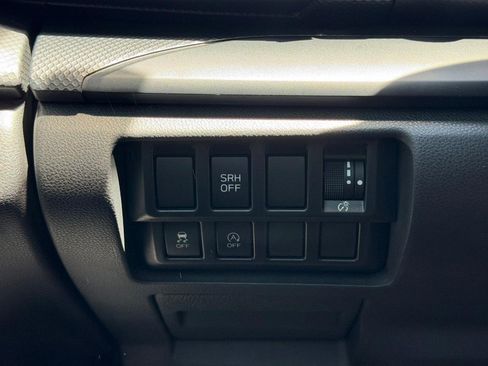 Used 2022 Subaru Forester AWD/4WD image 16