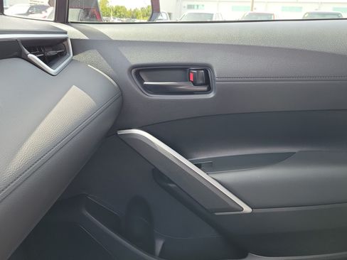 Used 2026 Toyota Corolla Cross LE w/ Moonroof Package FWD image 30