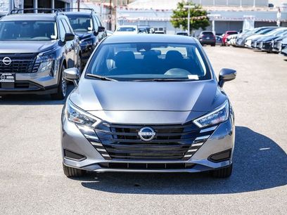 New 2025 Nissan Versa SV w/ Trunk Package