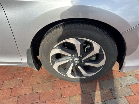 Used 2016 Honda Accord EX-L image 17
