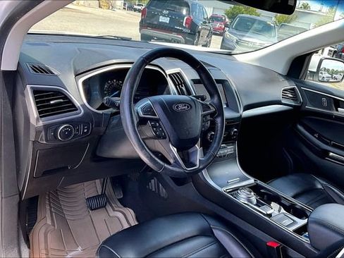 Used 2020 Ford Edge SEL FWD image 14