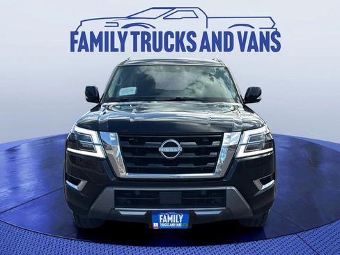 Used 2021 Nissan Armada SV image 8