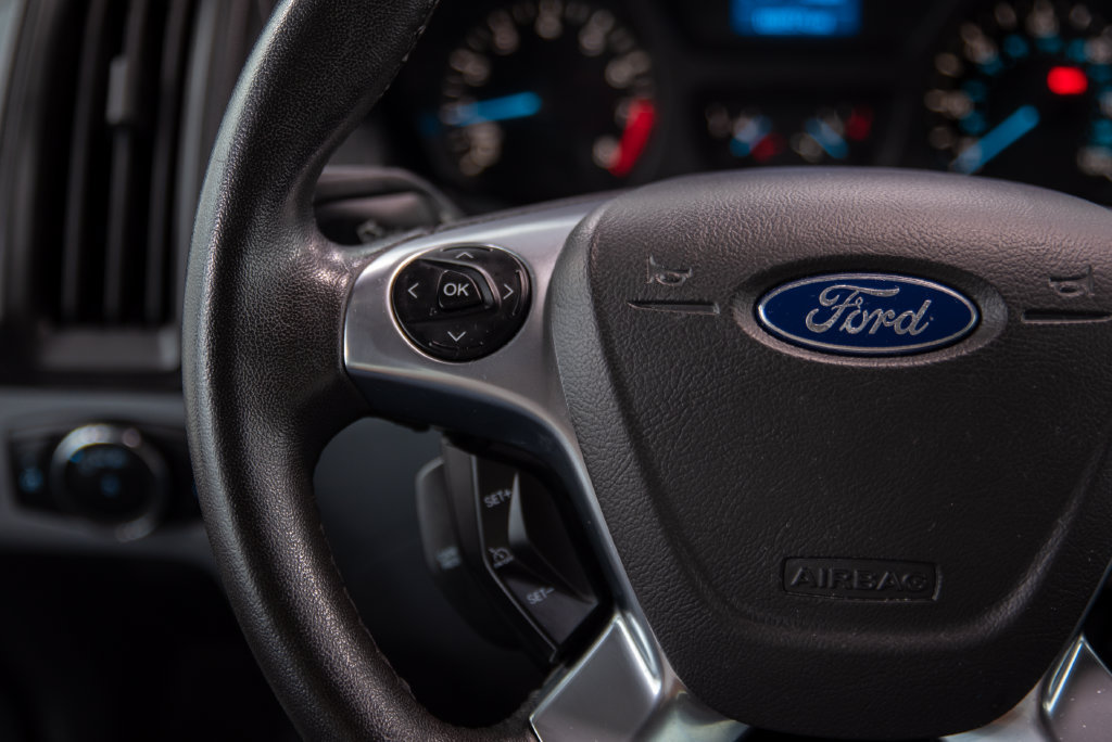 Used 2016 Ford Transit 150 XL RWD image 17