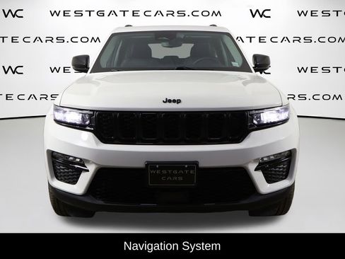 Used 2023 Jeep Grand Cherokee Limited w/ Black Appearance Package image 2