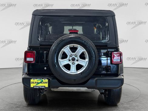 Used 2023 Jeep Wrangler Sport AWD/4WD image 8