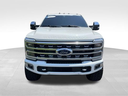 Used 2024 Ford F250 Platinum AWD/4WD image 3