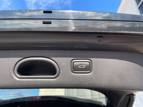 Used 2022 Kia Sportage EX w/ EX Technology Package image 34