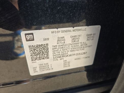 Used 2023 Chevrolet Traverse LT image 34