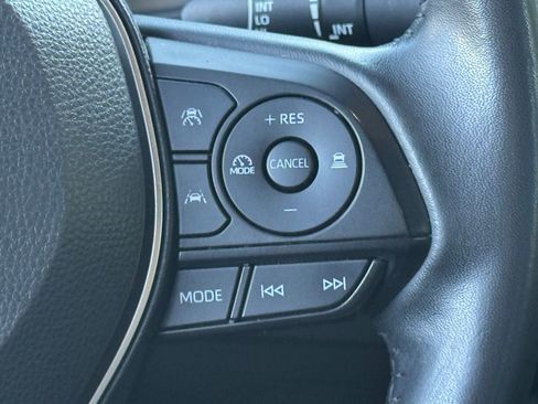 Used 2024 Toyota Corolla SE image 16