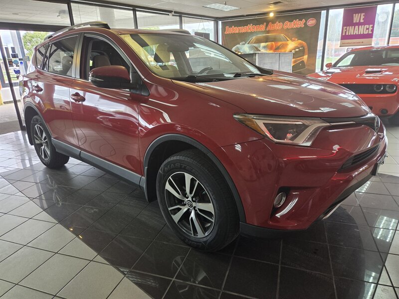 Used 2017 Toyota RAV4 XLE w/ All Weather Liner Package AWD/4WD image 2