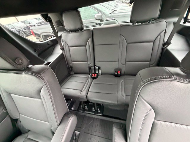 New 2026 GMC Yukon Denali w/ LPO, Floor Liner Package AWD/4WD image 17