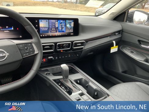 New 2026 Nissan Sentra SR w/ SR Premium Package image 7