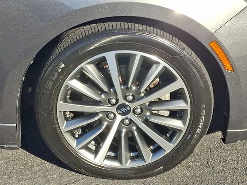 Used 2018 Lincoln MKZ Select w/ Select Plus Package image 8