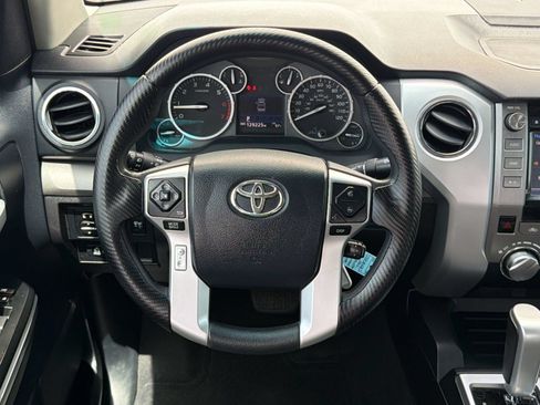 Used 2015 Toyota Tundra SR5 w/ SR5 Upgrade Package RWD image 11