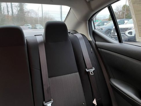 Used 2025 Nissan Sentra SV image 35