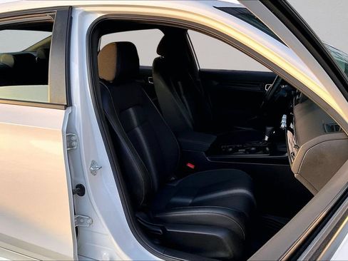 Used 2025 Honda Civic Sport image 30