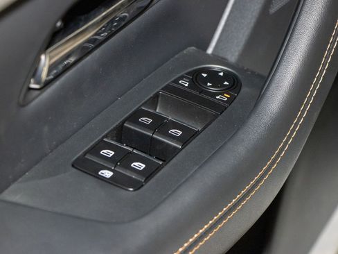 Used 2025 MAZDA CX-90 3.3 Turbo w/ Preferred Package image 29