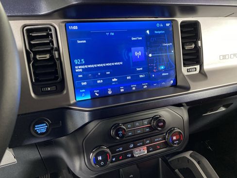 Used 2023 Ford Bronco Outer Banks image 41