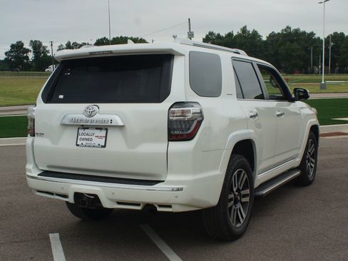 Used 2016 Toyota 4Runner Limited AWD/4WD image 20