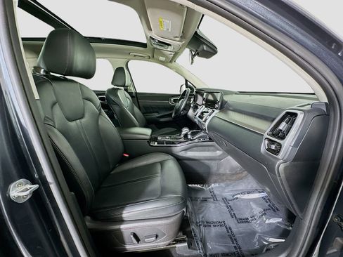 Used 2021 Kia Sorento SX image 31