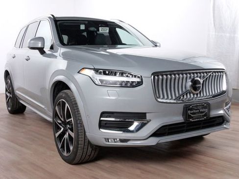 Certified 2025 Volvo XC90 B6 Plus w/ Protection Package Premier image 3